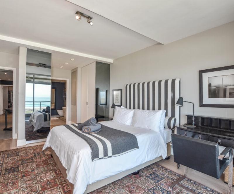 3 Bedroom Property for Sale in Dolphin Beach Western Cape
